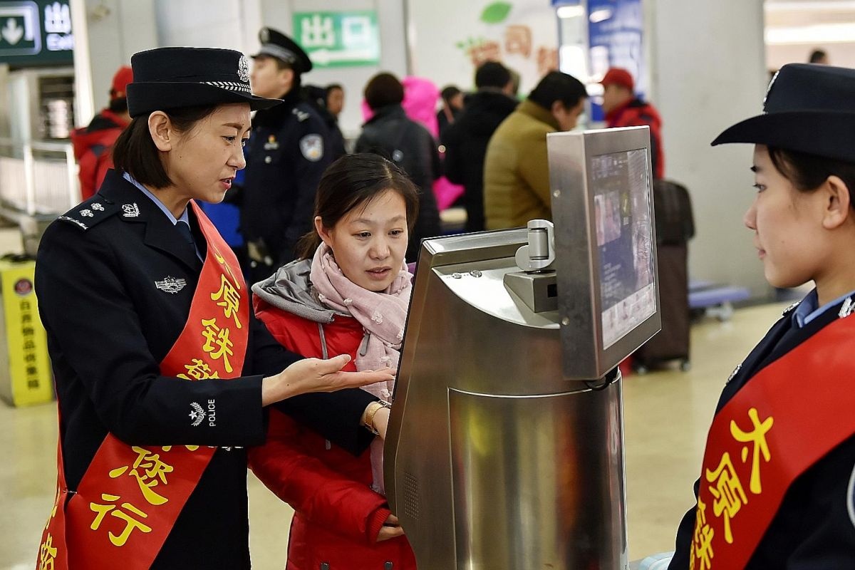 nguoi Trung Quoc ve que an Tet anh 3