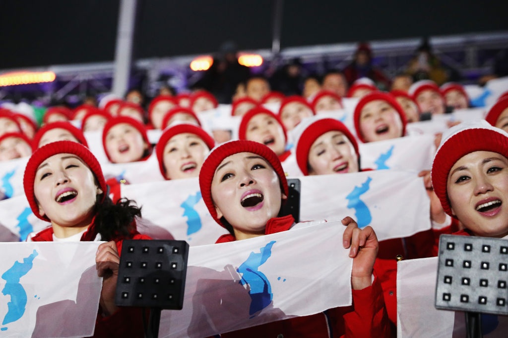 'Doi quan sac dep' Trieu Tien chiem linh khan dai Olympics hinh anh