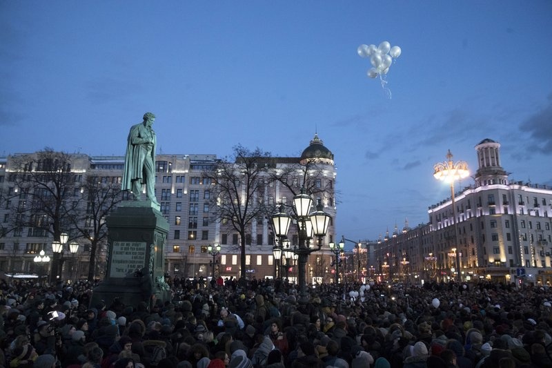 chay trung tam thuong mai anh 6