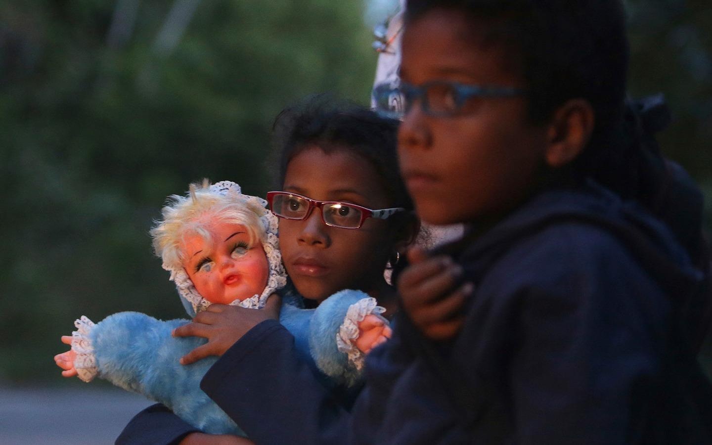 Doan di cu nghin nguoi chau chuc ben bo 'giac mo My' hinh anh