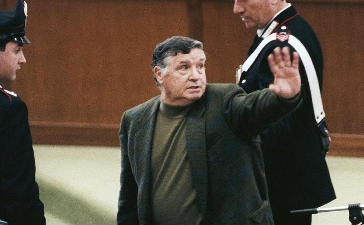 Italy ven man dam phan bi mat giua mafia va quan chuc nha nuoc hinh anh