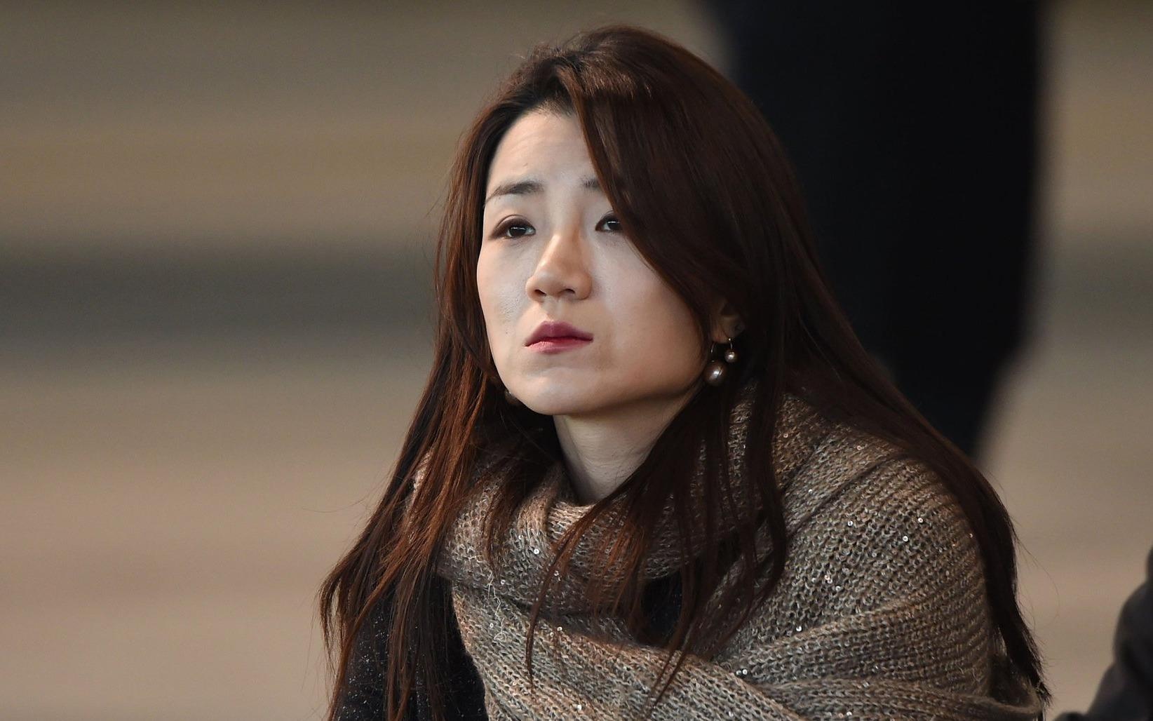 Chu tich Korean Air xin loi vi be boi cua hai 'cong chua hu' hinh anh