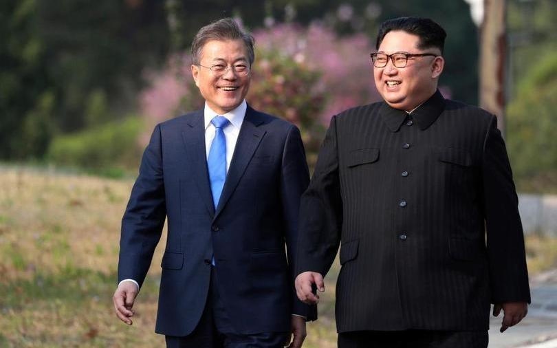 Mot Kim Jong Un rat khac nhin tu hoi nghi lien Trieu hinh anh