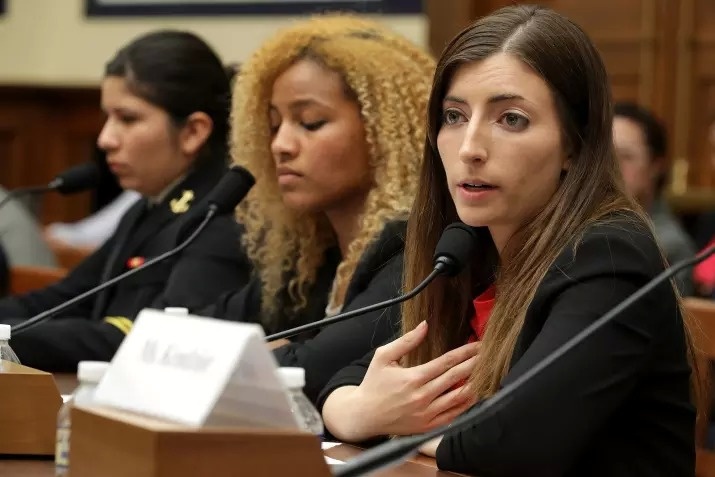 tan cong tinh duc trong quan doi My anh 2