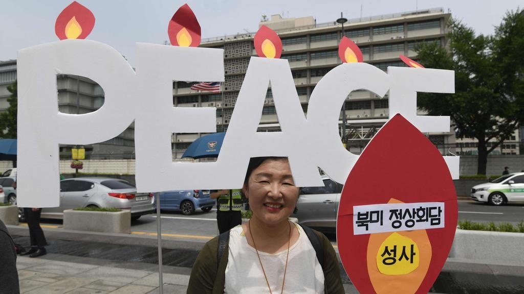 Trump gap Kim Jong Un anh 2