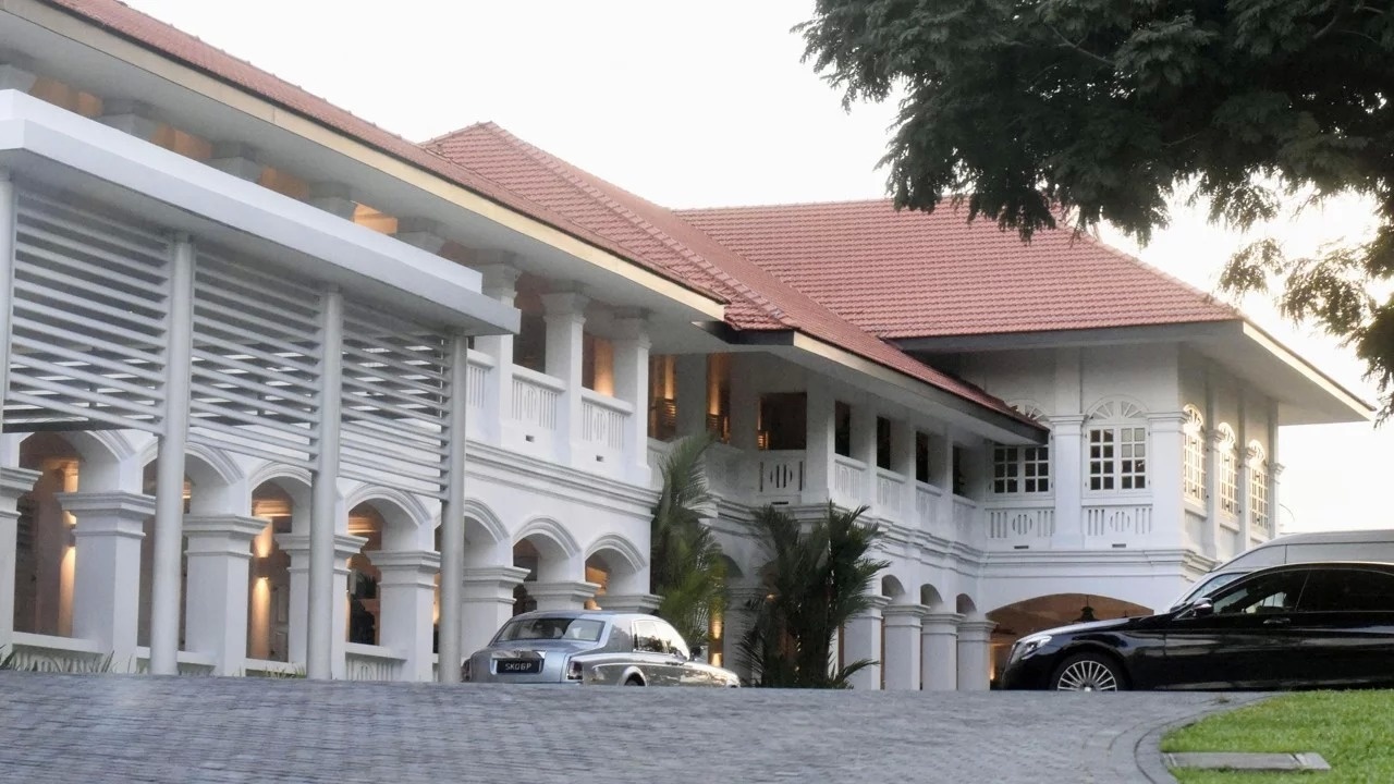 Khach san cua thuong dinh My-Trieu im ang truoc gio truyen thong do bo hinh anh