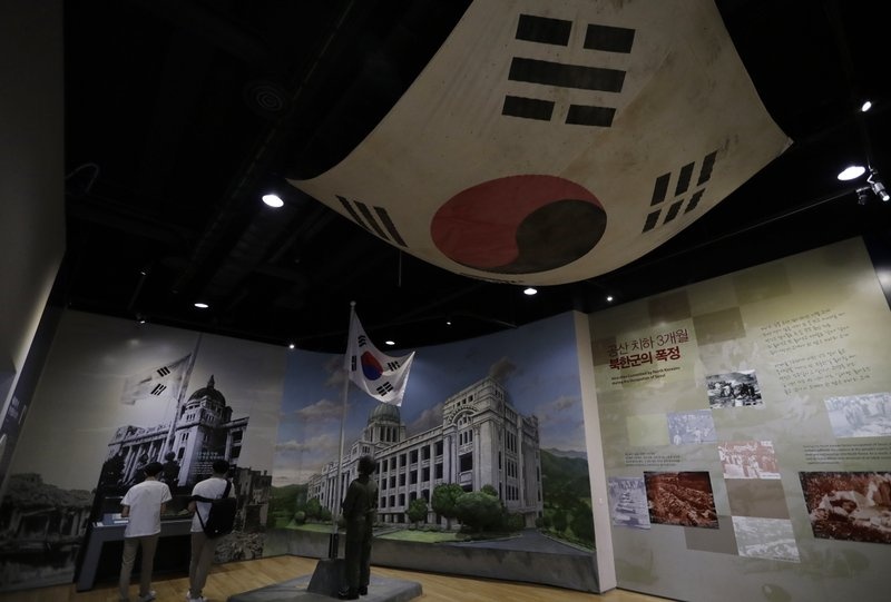 Trump gap Kim Jong Un anh 2