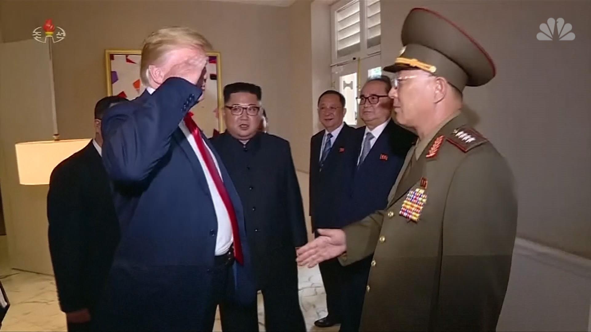 Trump gặp Kim Jong Un ảnh 2 Trump gap Kim Jong Un anh 2