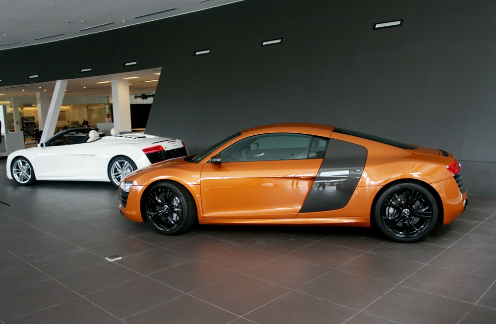 Anh chi tiet bo doi Audi R8 V10 2014 dau tien o Viet Nam hinh anh