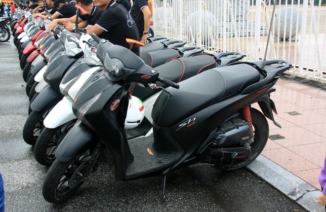 Nhung chiec Honda SH do ca tinh o Ha Noi hinh anh