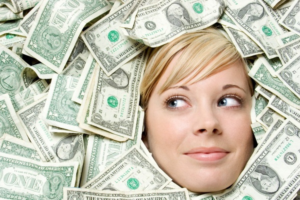 Nu doanh nhan 'bat mi' cach kiem tien trong khung hoang hinh anh