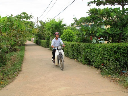 TP.HCM chi gan 5 ty dong dua nong dan di du hoc hinh anh