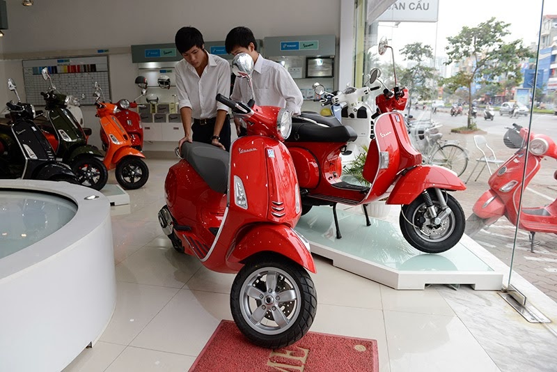 Xe tay ga thay the Vespa LX den tay nguoi dung hinh anh