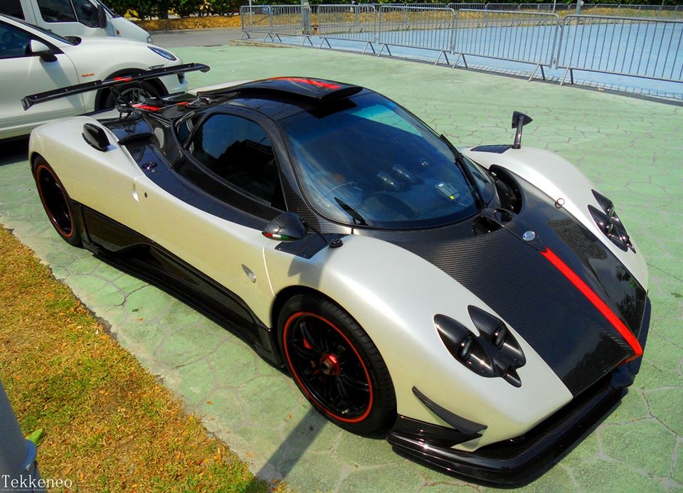 Anh nong sieu xe trong ngay (15/11) hinh anh