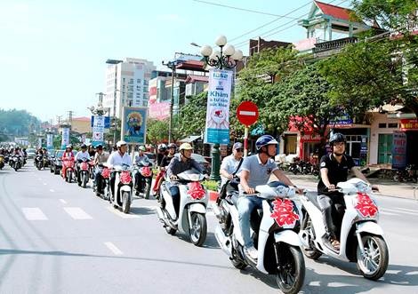 Dan xe Honda SH di ruoc dau o Thai Nguyen hinh anh