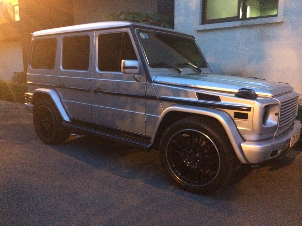 Cuong 'do-la' khoe xe dia hinh Mercedes ham ho hinh anh