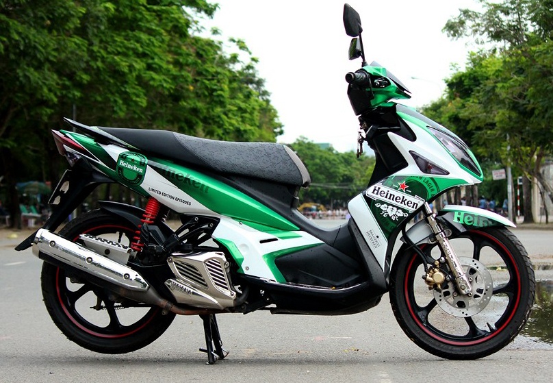Nouvo LX son tem Heineken cua nu biker Dong Nai hinh anh