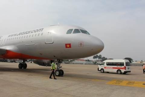 Jetstar Pacific mua them may bay Airbus moi hinh anh