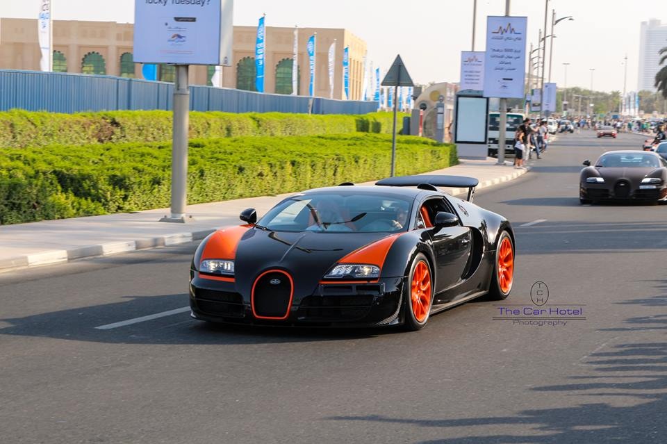 Anh nong sieu xe trong ngay (24/12) hinh anh