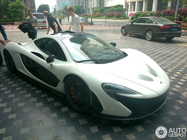 Anh dep sieu xe 25/1: McLaren P1 o Trung Quoc hinh anh