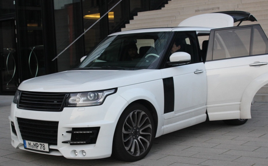 Range Rover Sport do dep mat cua cuu ngoi sao AC Milan hinh anh