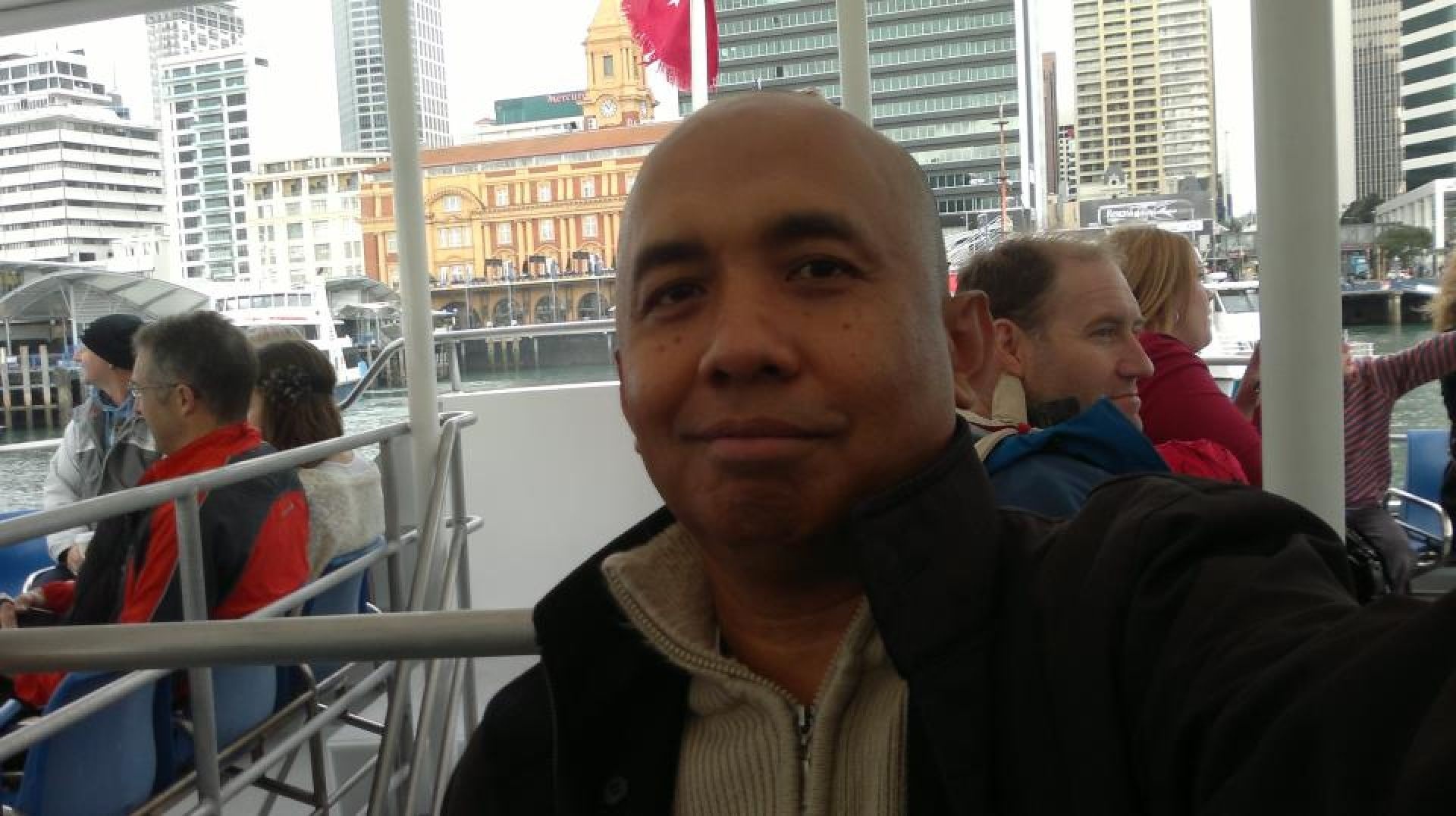 Kham nha rieng co truong may bay Malaysia mat tich hinh anh