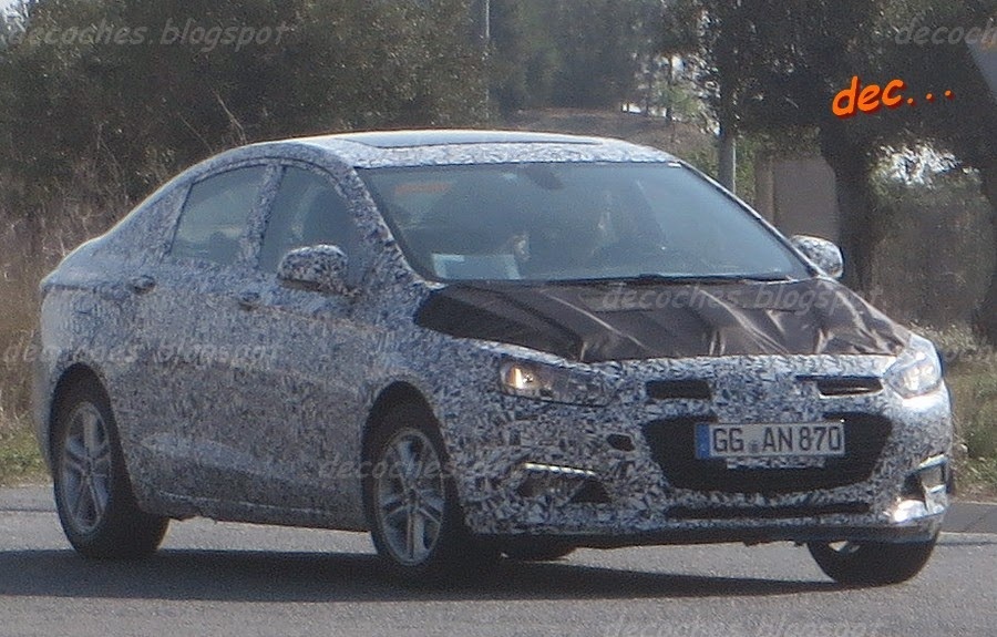 Chevrolet Cruze the he thu hai ro ri tren duong thu hinh anh