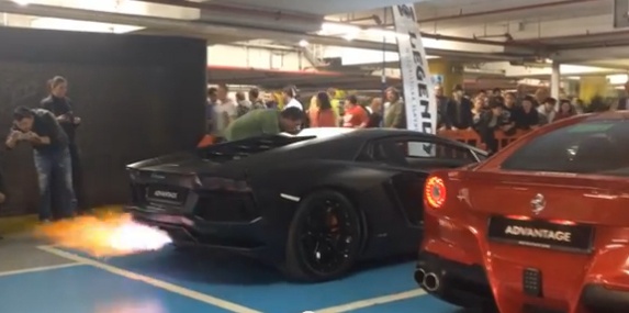 Man khac lua cua sieu xe Lamborghini Aventador LP700-4 hinh anh