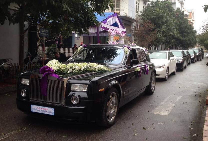 Rolls-Royce Phantom di ruoc dau o Thai Binh hinh anh
