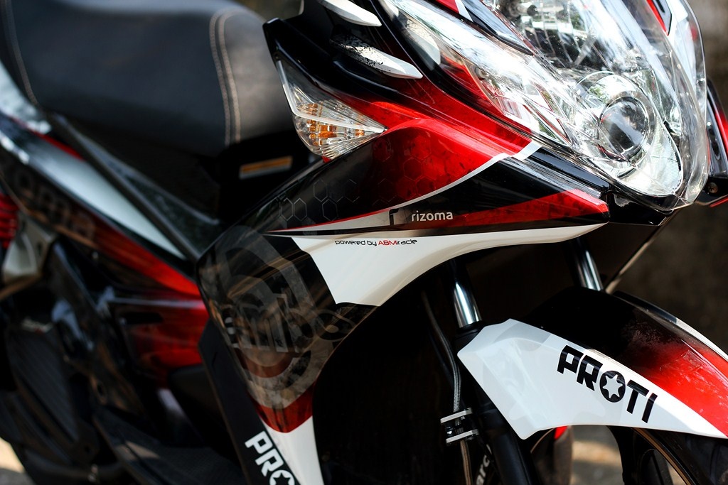 Nouvo SX son tem doc dao o Sai Gon hinh anh