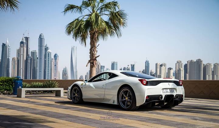 Ferrari 458 Speciale with the Dubai Skyline i