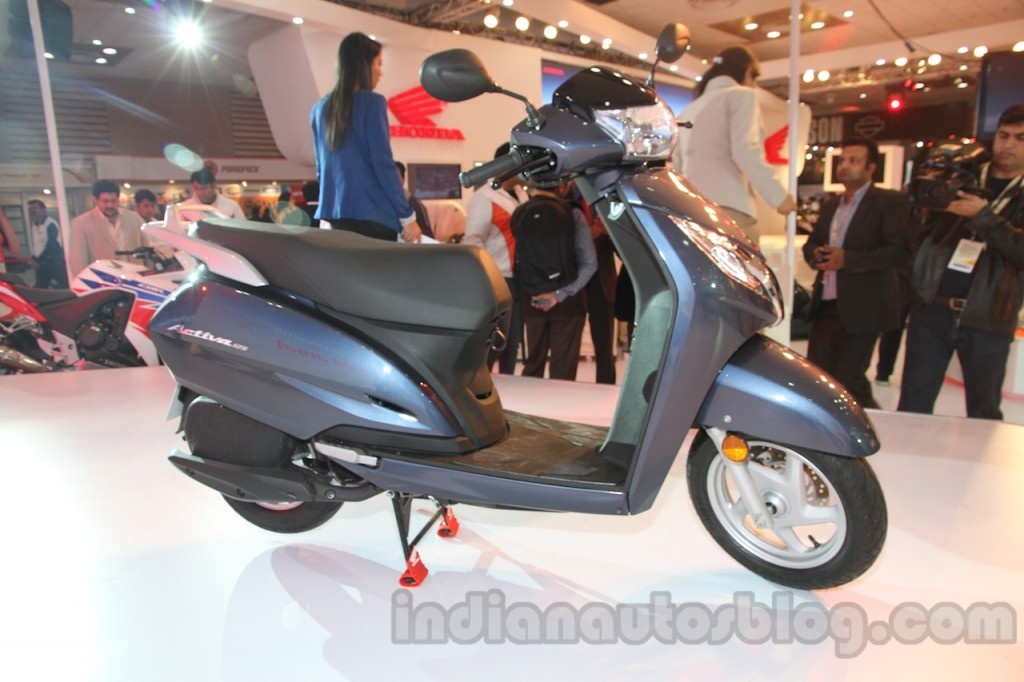 Xe tay ga gia re Honda Activa 125 len ke cuoi thang 4 hinh anh