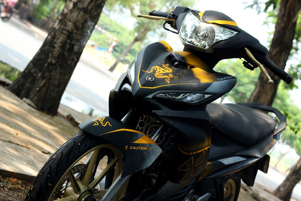 Yamaha Exciter ve luoi to ong va hieu ung bui da o Sai Gon hinh anh