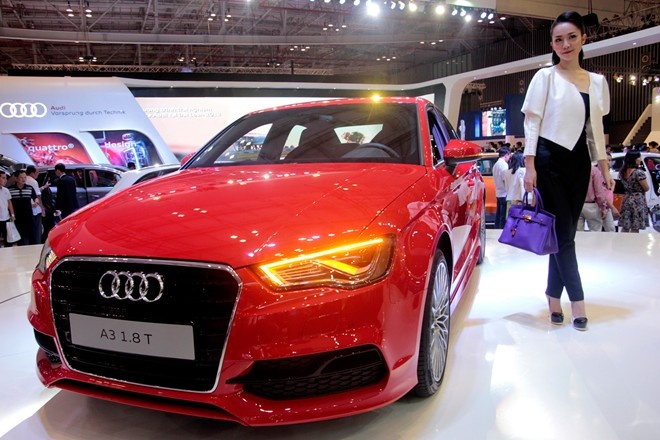 3 mau xe sang Duc moi ban tai Viet Nam hinh anh