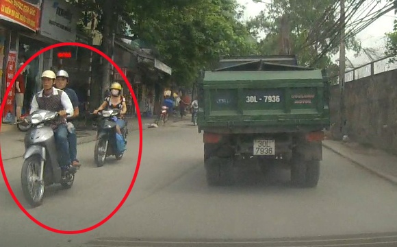 Hai ten cuop day chuyen o Ha Noi hinh anh