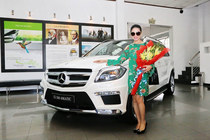 Ca si Le Quyen sam Mercedes-Benz GL500 hon 5 ty hinh anh