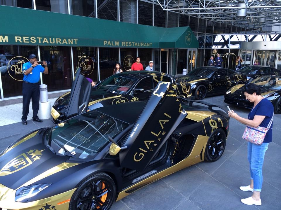 Chi tiet dan sieu xe in hinh Hoang Sa, Truong Sa o My hinh anh