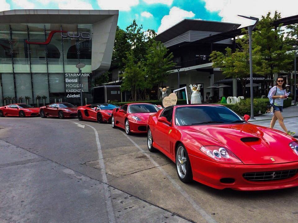 Dan sieu xe Ferrari tu hop o Thai Lan hinh anh