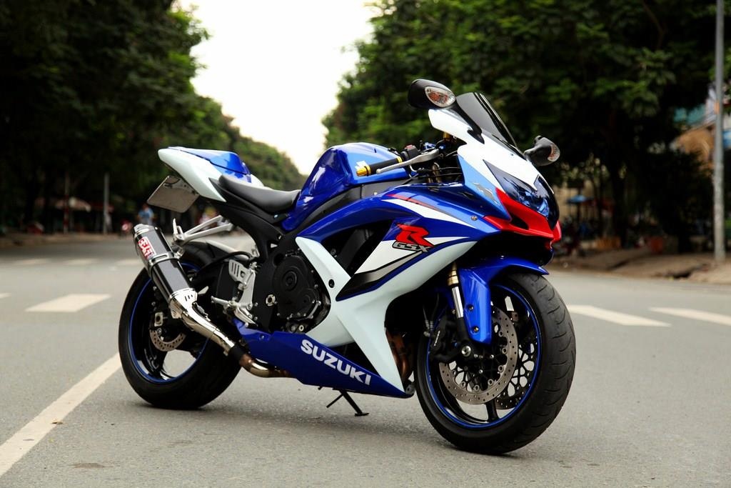 Suzuki GSX-R600 pha cach cua dan choi Sai Gon hinh anh
