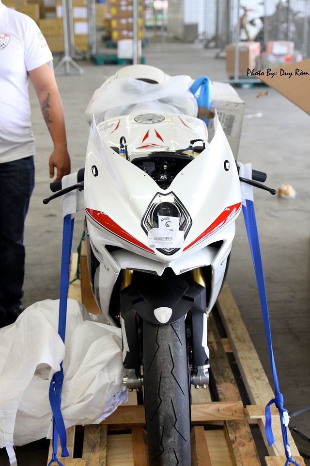 Nhậda tả cho ảnh