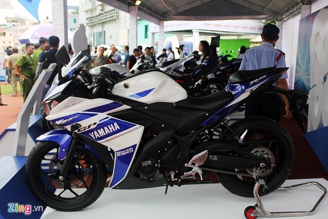 Yamaha R25 xuat hien o Viet Nam len bao nuoc ngoai hinh anh