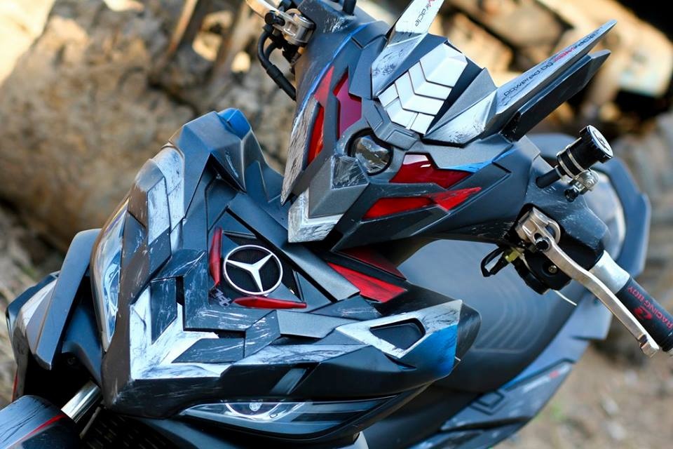 Yamaha Exciter do phong cach robot huy diet hinh anh