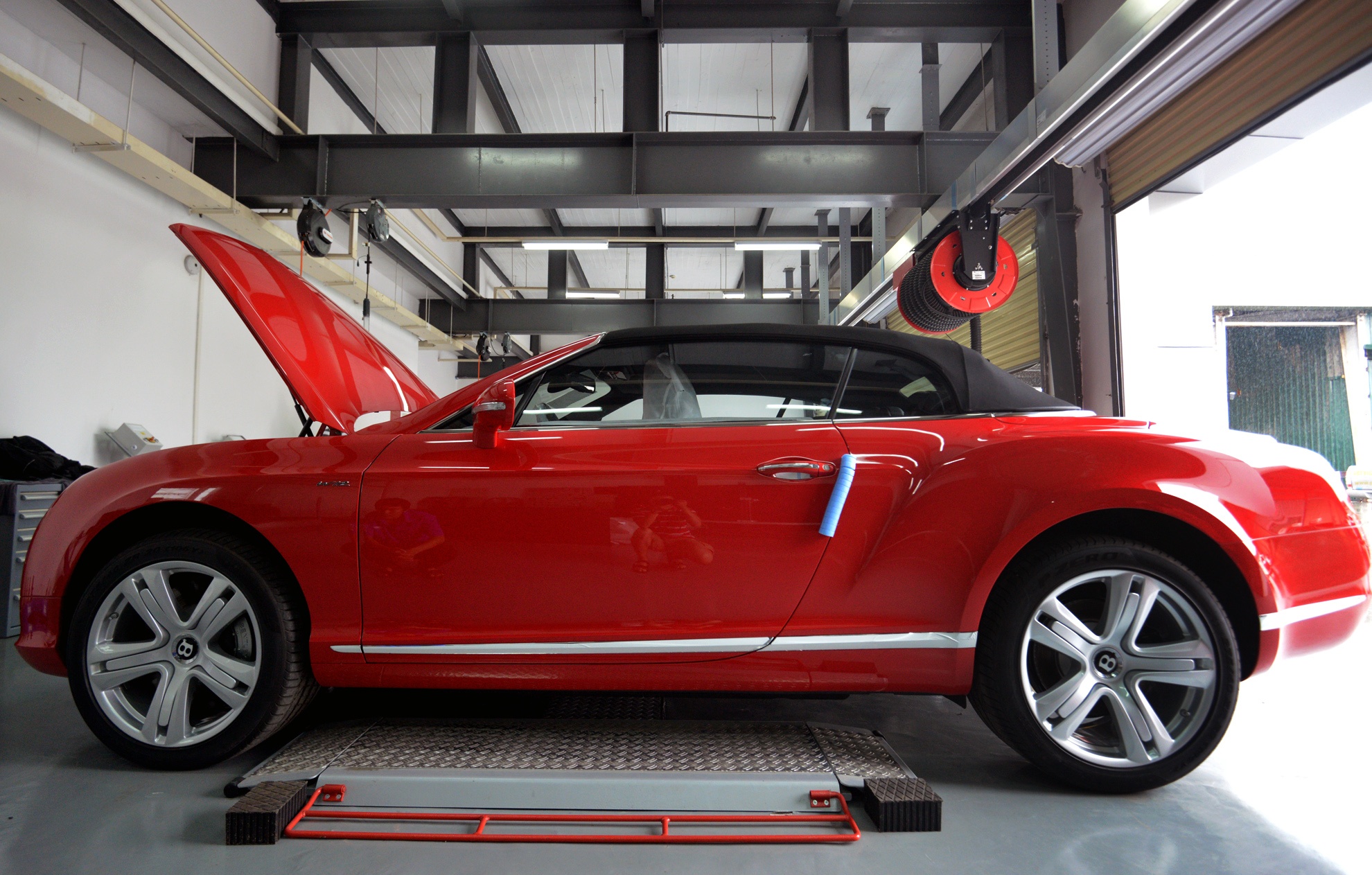 Can canh Bentley Continental GTC W12 2013 hinh anh