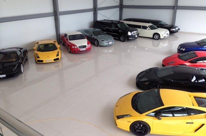 Nhung garage xe khung cua dai gia Viet hinh anh