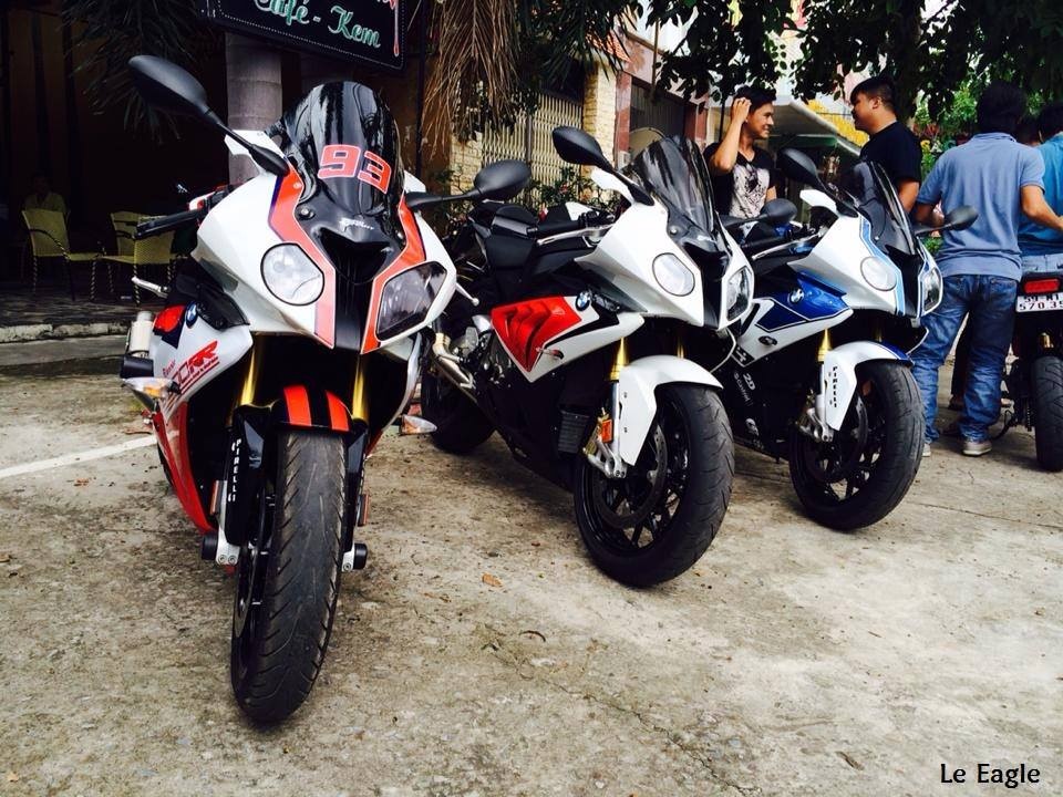 Dan mo to cua biker Sai Gon tu hoi o quan cafe hinh anh