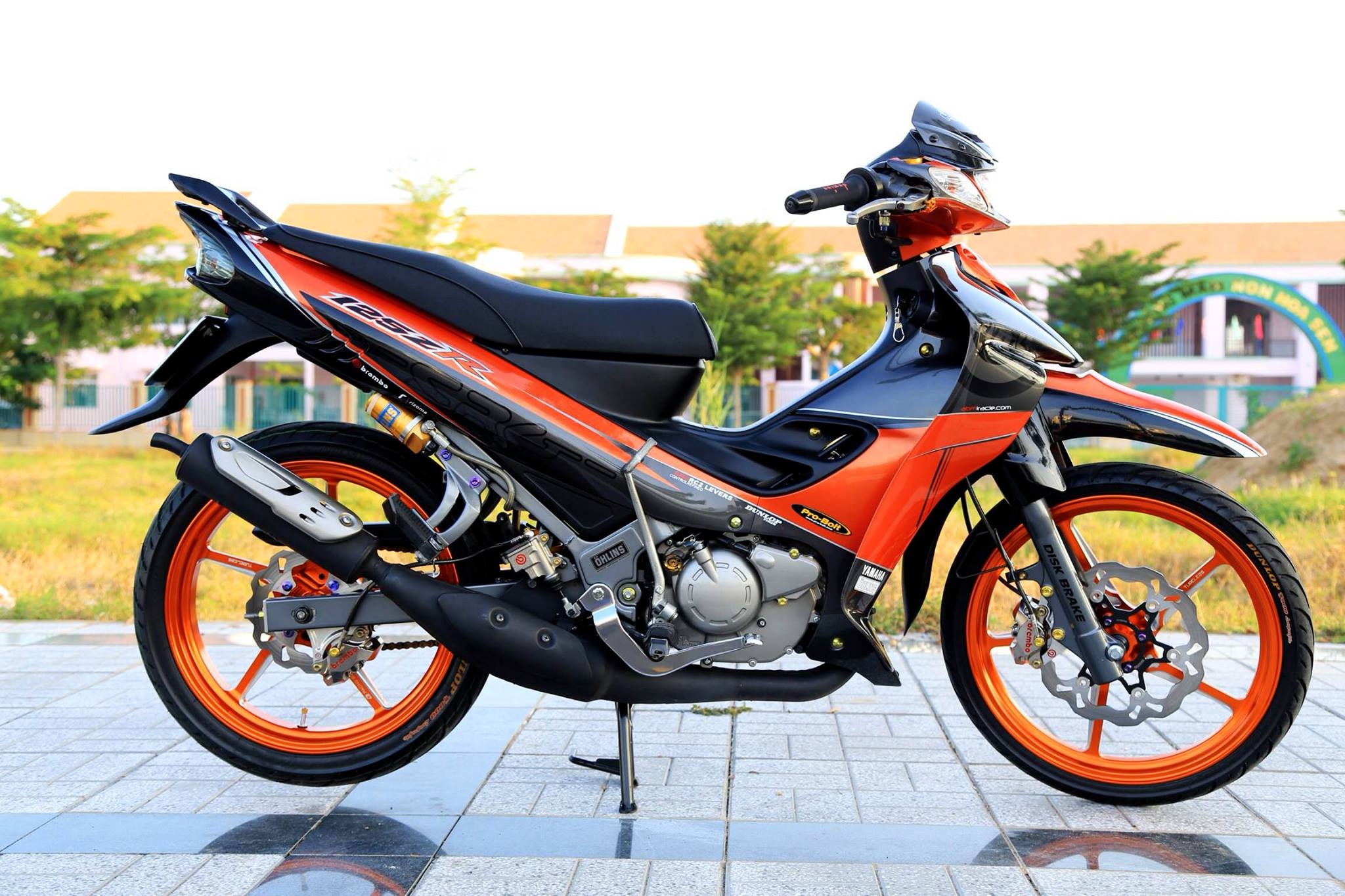 Xe hai thi Yamaha Z do sac cam cua biker An Giang hinh anh