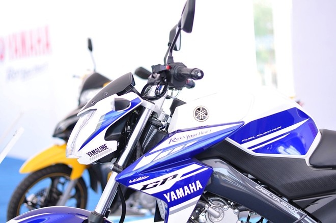 Yamaha FZ150i GP 2014 am tham len ke voi gia 68,9 trieu dong hinh anh