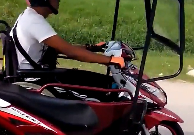 Xe tu che doc dao tu hai nua scooter hinh anh