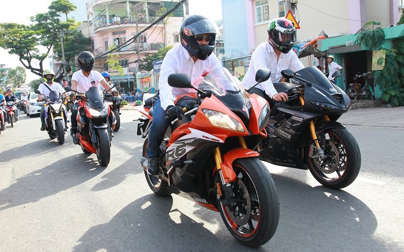 Hon 10 chiec mo to ho tong chu re biker di ruoc dau hinh anh