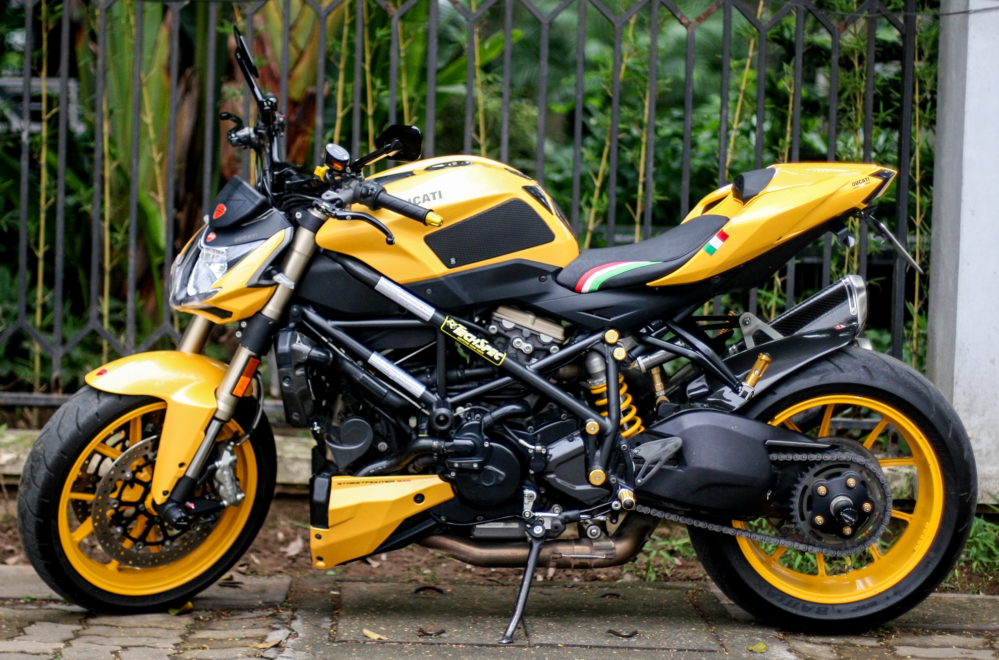 Ducati 848 Street Fighter